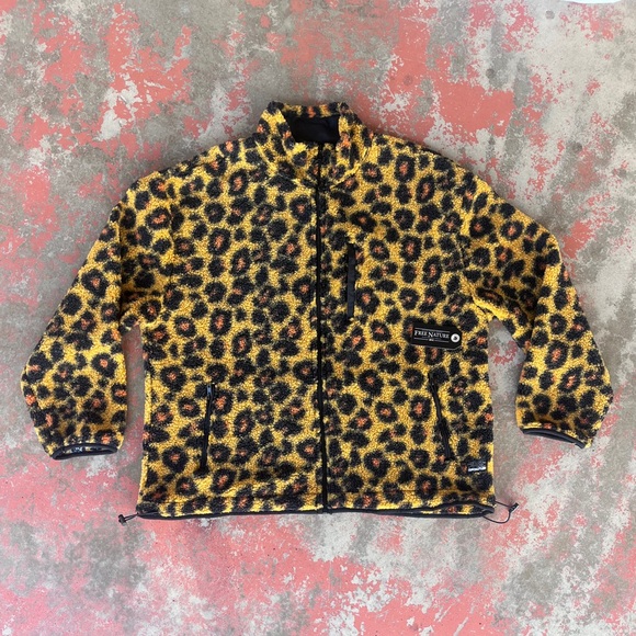FREE NATURE Cheetah Fleece Sweater Zipper Front Large NWT Free Nature - Picture 8 of 8